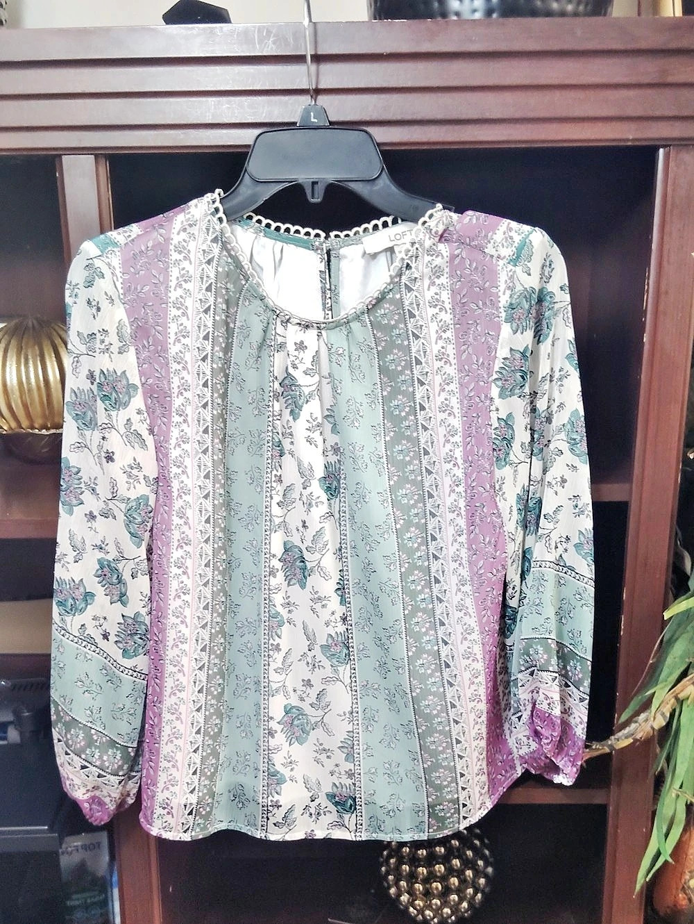 LOFT Floral Blouse in Green & Purple Size Small Petite